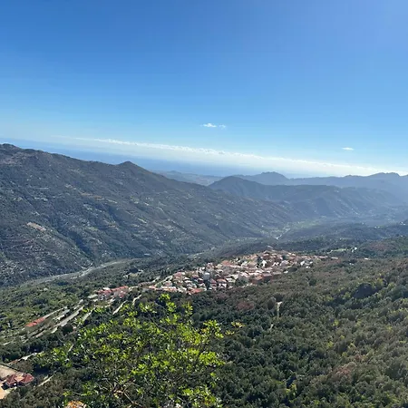 Ecciu Bed and breakfast 3*